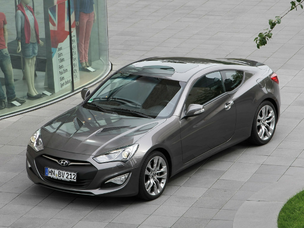 Коврики текстильные "Стандарт" для Hyundai Genesis I (купе / BK) 2012 - 2014, черные, 2шт.